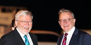 Kevin Rudd welcomes Anthony Albanese to the US in Seattle in June.