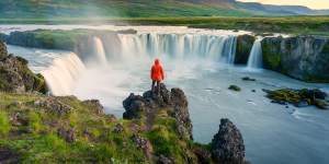 Steaming geysers,icy glaciers and black sand beaches are just some of the otherworldly sights that will leave you astounded in Iceland.