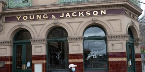 The Young&Jackson pub in Melbourne has been listed as a tier-1 exposure site.