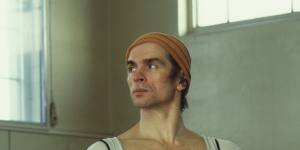 Rudolf Nureyev knew a popped Achilles when he heard it. The year after he rushed to the aid of Robert Weiss,he broke a bone in his own foot while dancing the Nutcracker. 