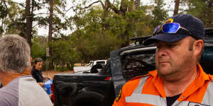 Families affected by Saturday's fires in Balmoral received a helping hand from the community of Russell Vale.