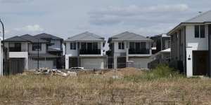 Housing developments at Grantham Farm that are yet to have their water connected.