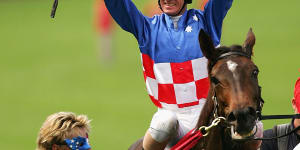 Champion jockey Glen Boss,Makybe Diva’s partner in crime,to retire