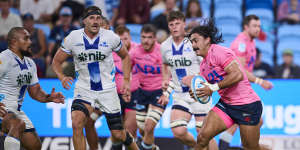 Charlie Gamble of the Waratahs on the charge