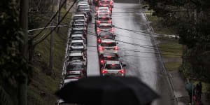 Local traffic congestion outside Pymble Ladies’ College during school pick-up time.