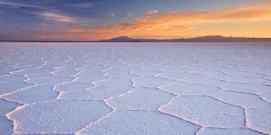 The world’s largest salt flat,Salar de Uyuni in Bolivia.