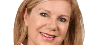 Elizabeth Knight