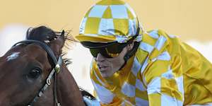 Sir Delius winning the Queen Elizabeth Stakes.