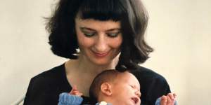 Age journalist Henrietta Cook and her mum Felicity in 1987.