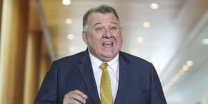 Target Craig Kelly:Independent movement takes on former Liberal
