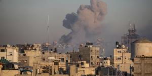 Smoke rising from Israeli air strikes on the city of Khan Yunis.