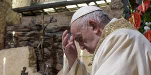 Pope Francis criticises world’s response to coronavirus,lack of care for elderly