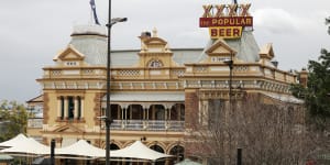 A heritage pub,a height limit and housing:Blue looms over Breakfast Creek