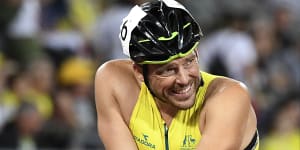 Kurt Fearnley takes silver in final track race,delivers passionate challenge
