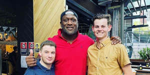 Mitch Stapleford (right) with jockey Reece Jones and Wendell Sailor.