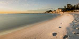 Cottesloe:a stunning Perth beach just 15 minutes from the CBD.