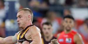 ‘We lost every aspect of that game’:Mitchell fumes as Hawks thumped by Suns;Carlton rues painful loss to Crows