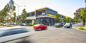 Suburban Melbourne Woolies centre sells for $21m