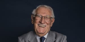 Auschwitz author Eddie Jaku:how to be happy and live to 100