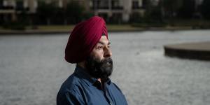 Harpreet has a phobia of swimming. He knows his community needs help