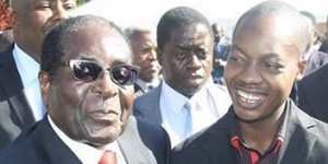Psychology Maziwisa with Zimbabwean President Robert Mugabe.