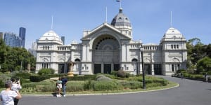 Royal Exhibition Building must be restored to its former glory