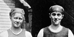 Mina Wylie and Fanny Durack at the 1912 Stockholm Olympics.