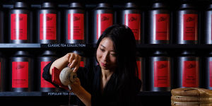Ms.Cattea offers a variety of ways to taste tea.