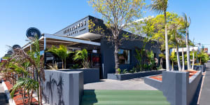 Ludlow Hospitality is selling the recently refurbished Five Islands Hotel,in the Wollongong Suburb of Cringila.