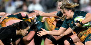 Grace Hamilton attempts to get the Wallaroos’ attack going.