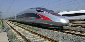 China's high-speed trains have reached 487km/h in trials,but 350km/h is the maximum speed on commercial routes.