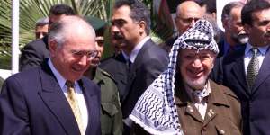 John Howard meets with Arafat in Gaza.