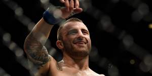 As it happened:Volkanovski beats Holloway to become Australia's newest champion