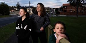 Candice Janit with her children Lexi and Ryan who attend Mount Sinai College.