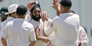 Mints,sun cream ... the full monty:Panesar admits to ball tampering