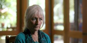 Dr Mariann Lloyd-Smith said widespread sampling of Australian drinking water must be an urgent priority for the government. 