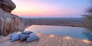 Jabali Dusk Infinity Pool.