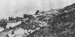 Australian and New Zealand landing on the beaches of Gallipoli in 1915. 