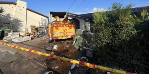 ‘Fortunate escape’ after truck smashes into southern Sydney home