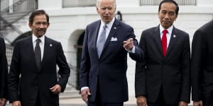 US President Joe Biden,centre,with Hassanal Bolkiah,Brunei’s sultan,left,and Joko Widodo,Indonesia’s president.