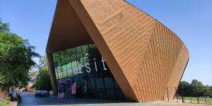 Firstsite – Colchester’s Rafael Vinoly designed contemporary arts space for films,exhibitions and even a Roman mosaic.
