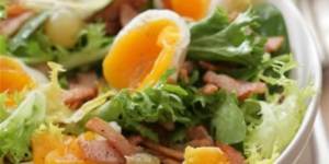Egg and bacon salad