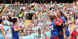 ‘Teams can wilt,and we didn’t’:Upton magic leads Knights to back-to-back NRLW titles