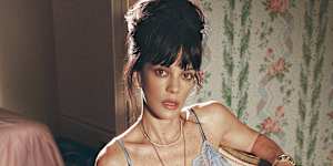 Lily Allen:“Dating apps make people disposable and that leads to the idea that if you are not happy,there’s so much more to choose from – right in your pocket.”