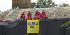 Activists elevate anti-oil message,spend hours on Rishi Sunak’s roof