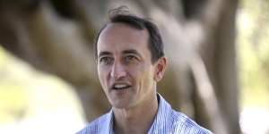 'We should be doing more':Liberal candidate Dave Sharma breaks ranks on climate change