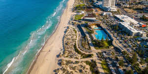 Scarborough Beach offers a slice of paradise while being close to Perth.