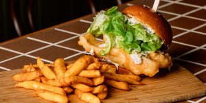 Fish burgers join steaks,chicken parmas and prawn cocktails on The Batesford’s comforting menu.