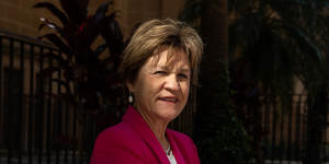 Independent Helen Dalton fought off a Nationals challenge to retain her seat.