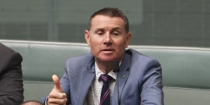 Queensland Liberal MP Andrew Laming is suing ABC journalist Louise Milligan,and has threatened defamation action against other journalists and politicians,over comments about a photo he had taken of a woman restocking a fridge.